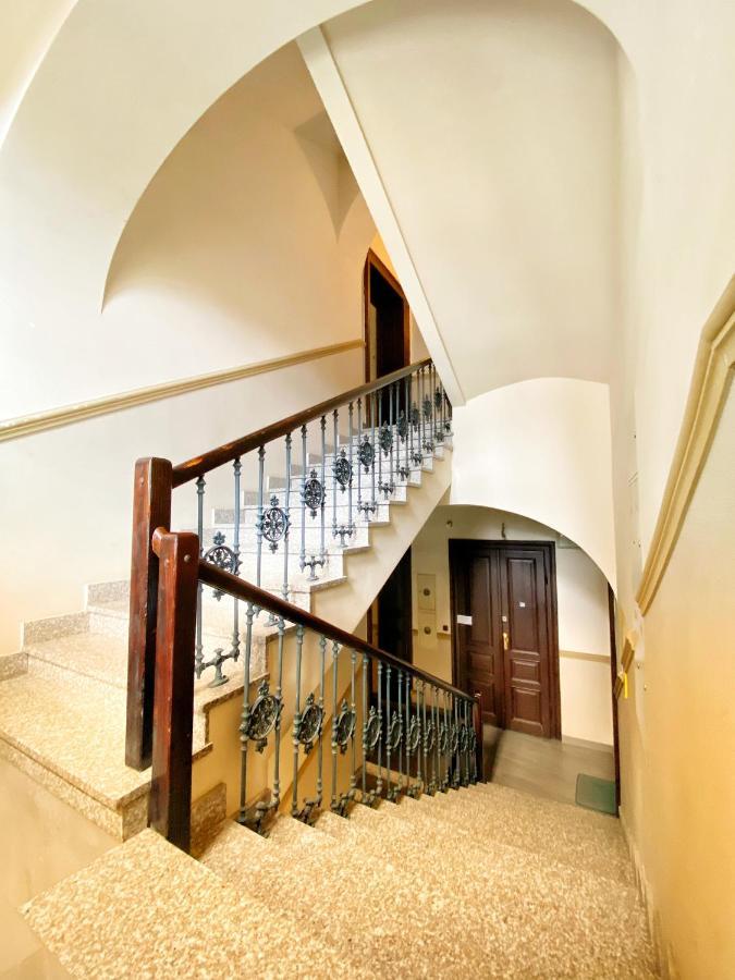 Apartament Bialy Z Jacuzzi 크라쿠프 외부 사진